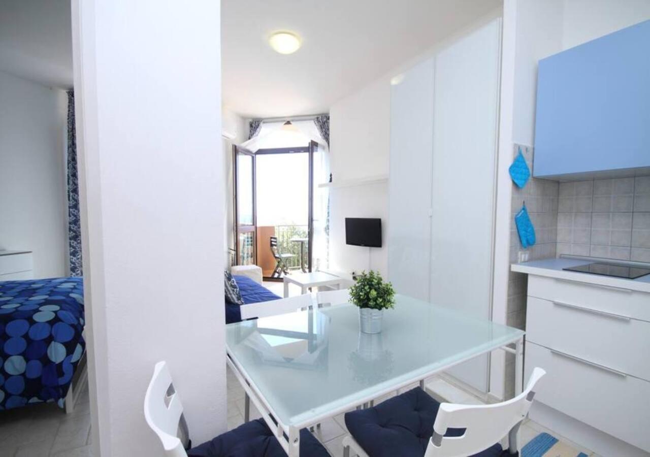 Appartamento Sul Mare Teulada Exterior photo